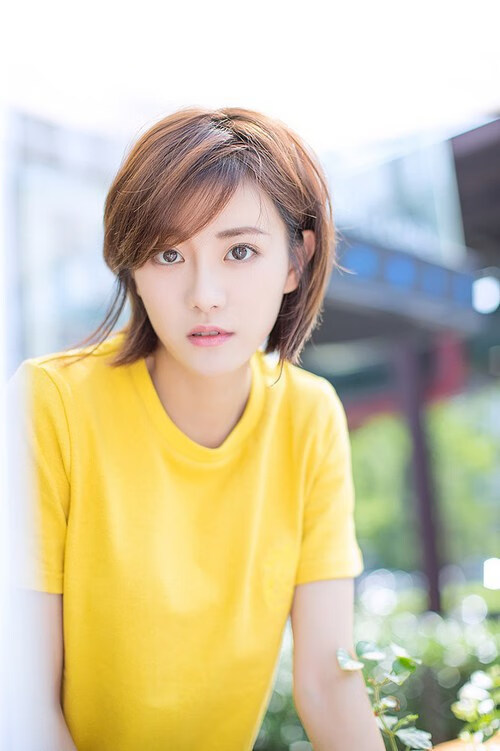 “法甲盛大赛事：新秀亮眼，豪门拼搏激烈”，法甲大名单