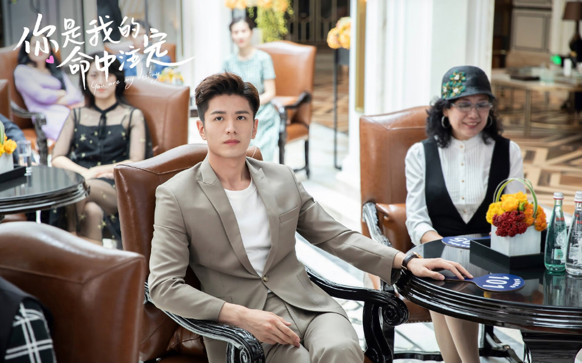 “詹姆斯生涯最经典对决盘点”，詹姆斯生涯充满传奇色彩的三次总决赛回顾