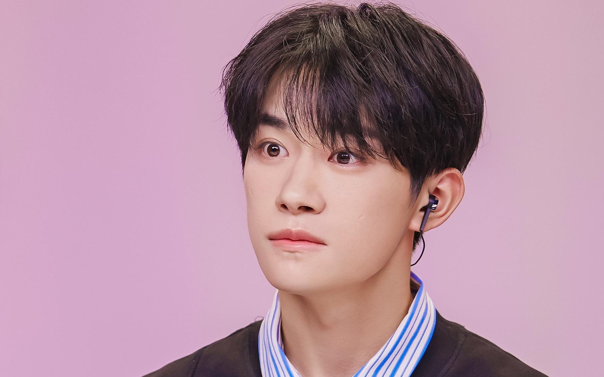 伊朗队后卫吉梅内斯在巴黎奥运会上表现出色，伊朗梅西是谁