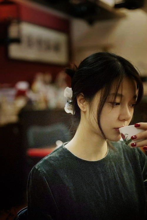 开云体育下载-中国香港队赛制探讨：如何通过精准战术实现全队目标，香港队入场